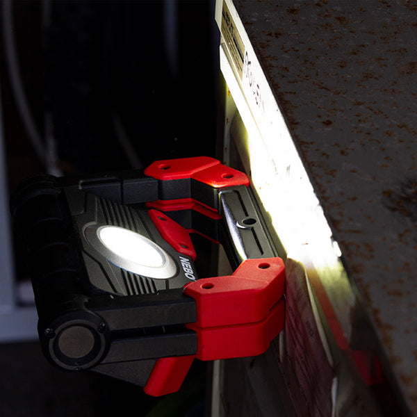 NEBO Rechargeable 2000 Lumen Work Light with Power Bank 89572B