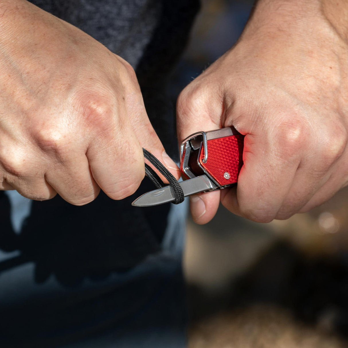 Zippo Outdoor Multi-Tool with Flint and Knife Blade Adventure 99330